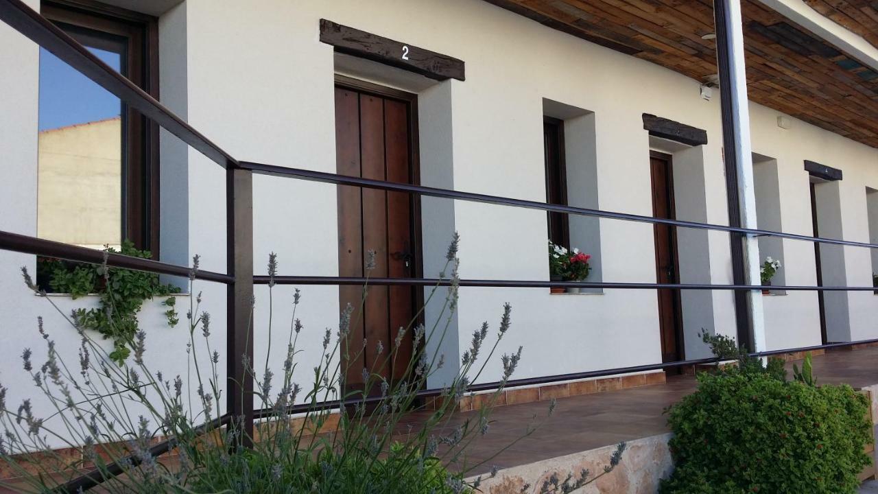Hostal Almagro - Parking Exterior photo